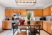 Sleeps 13 · Fire Pit · Backyard · Near Six Flags