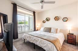 Skyline King 1BR - Image 3