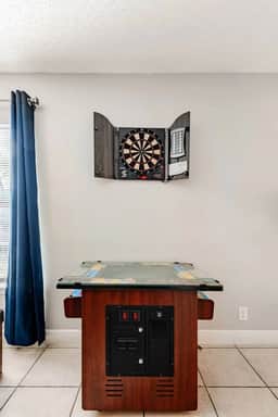 Family Paradise: Game Room, Fire Pit & Six Flags - Image 4