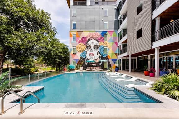 Riverview KING · Pvt Balcony over River & Pool - Image 5