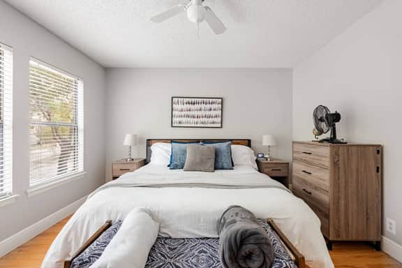 Family Paradise: Game Room, Fire Pit & Six Flags - Image 2